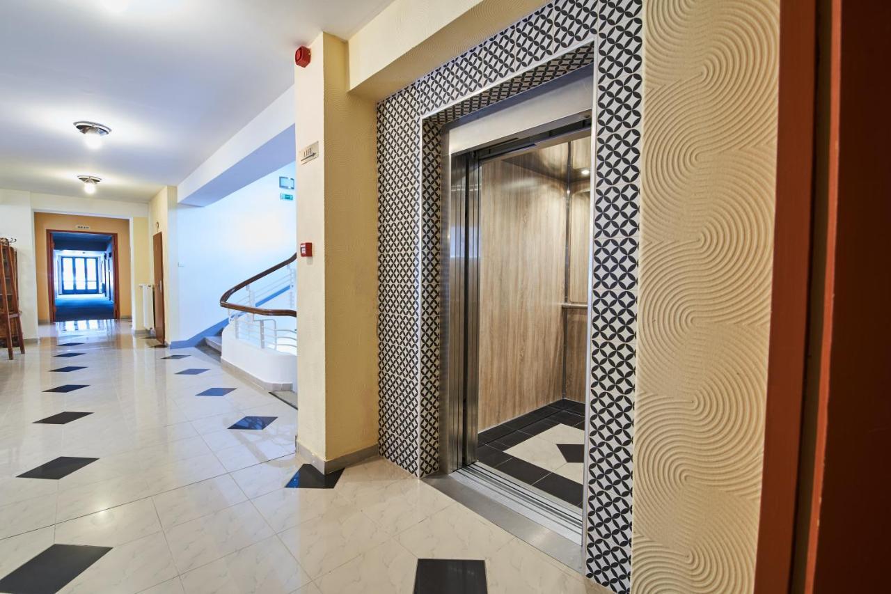 Hotel Korona Harkány Extérieur photo