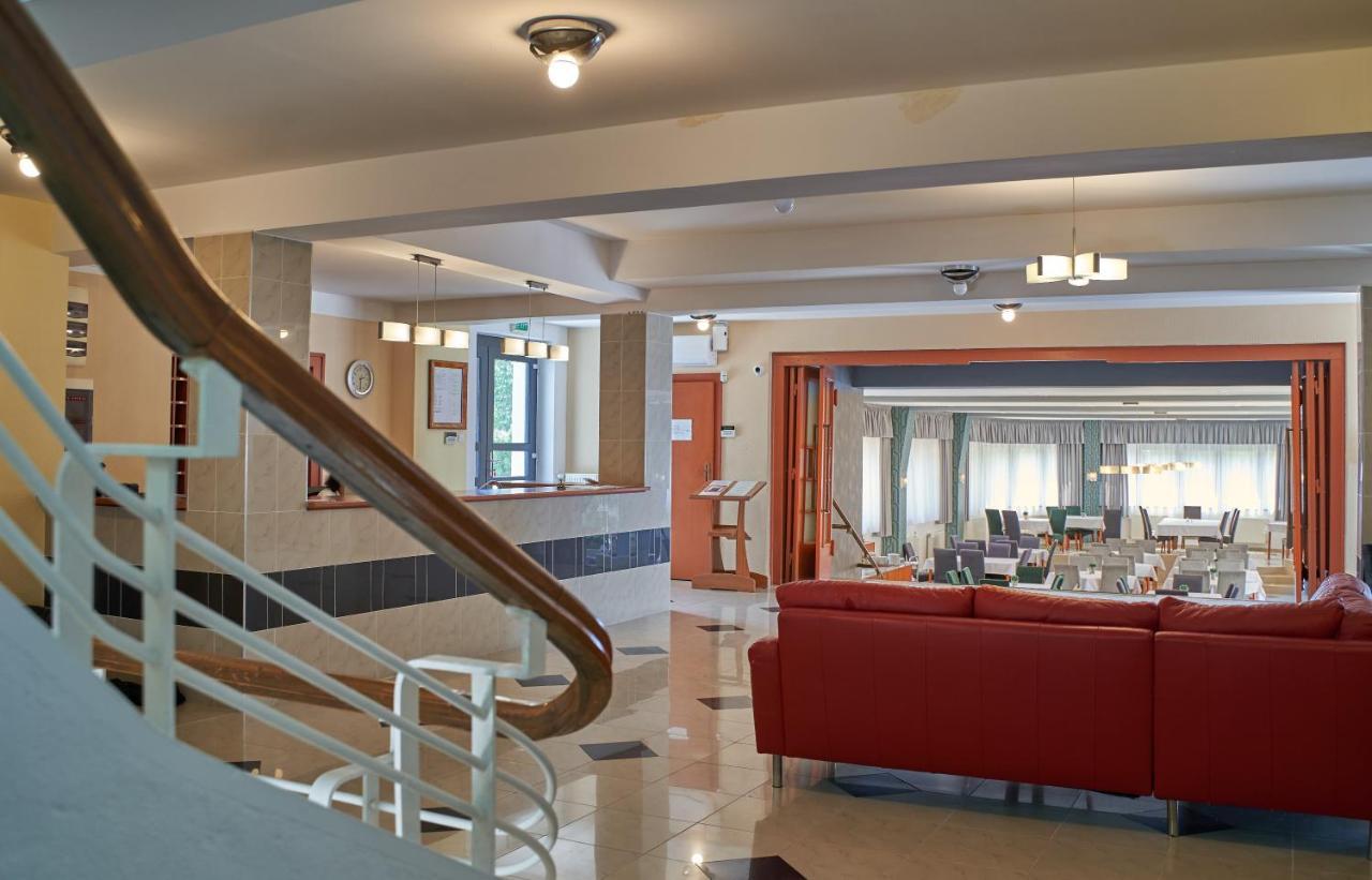 Hotel Korona Harkány Extérieur photo